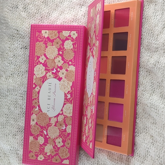 Ace Beaute Other - Ace Beautē Blossom Passion Palette, 19.2g/0.68oz